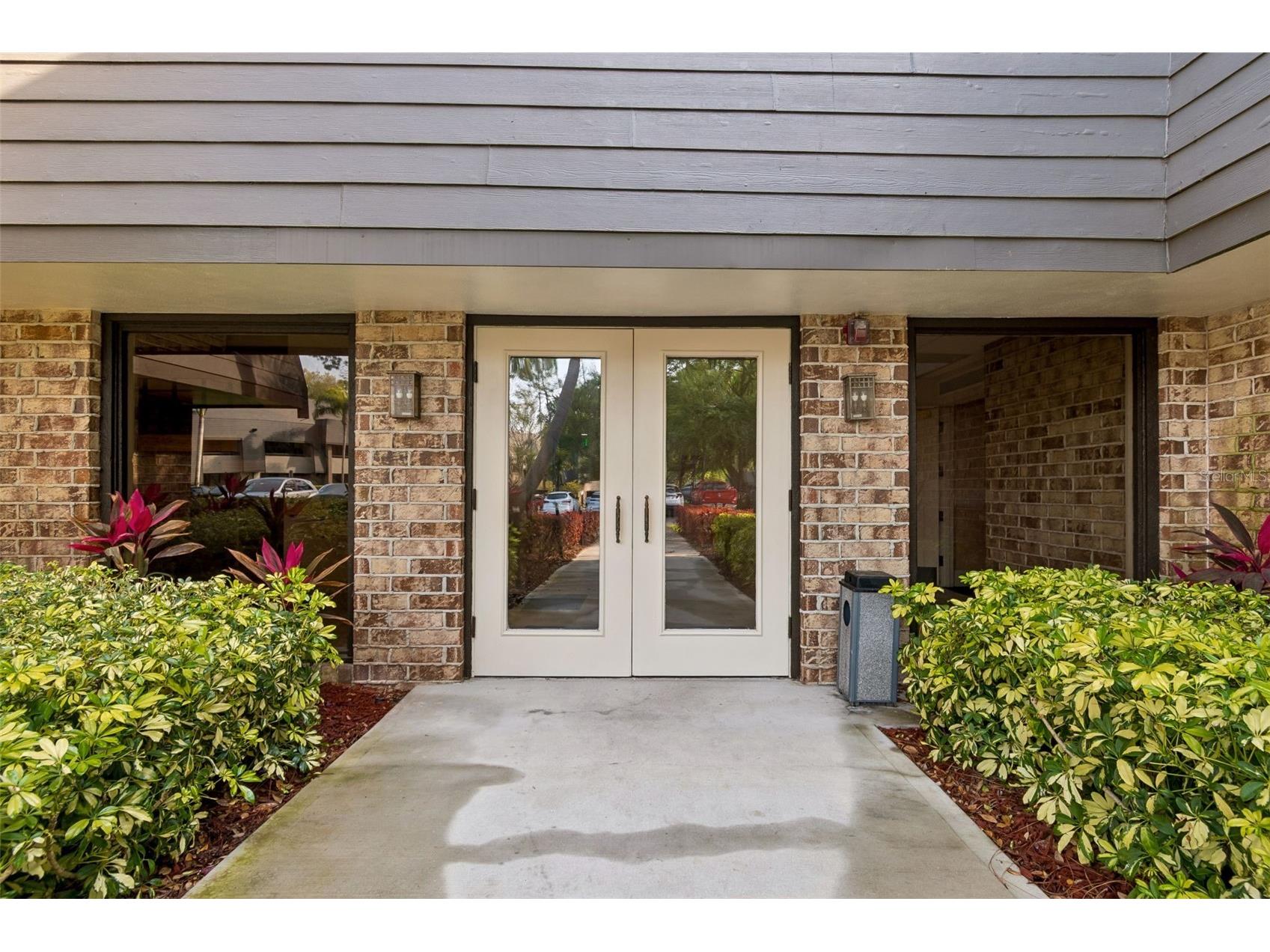 36750 Us Highway 19 N #8-202 Palm Harbor FL 34684 TB8491561 image2