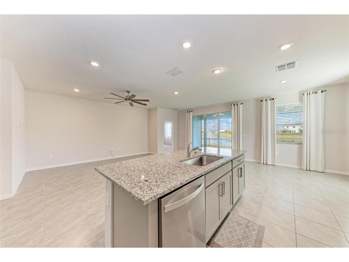 3677 Turning Tides Terrace Bradenton FL 34208 A4674184 image16