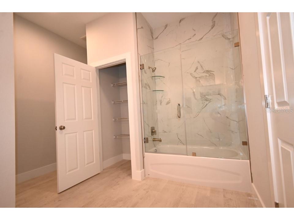 36777 Thomas Jefferson Road Dade City FL 33525 TB8384152 image16