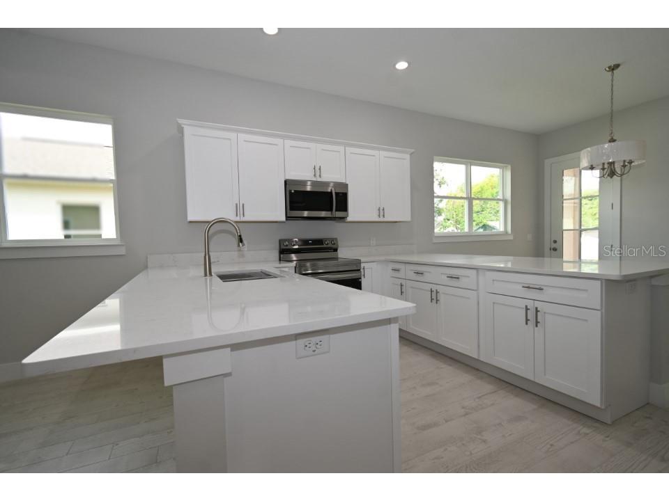 36777 Thomas Jefferson Road Dade City FL 33525 TB8384152 image8