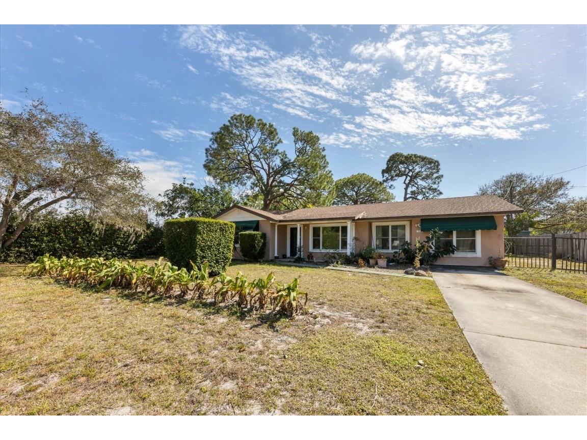 368 Hernando Avenue Sarasota FL 34243 A4561267 image1