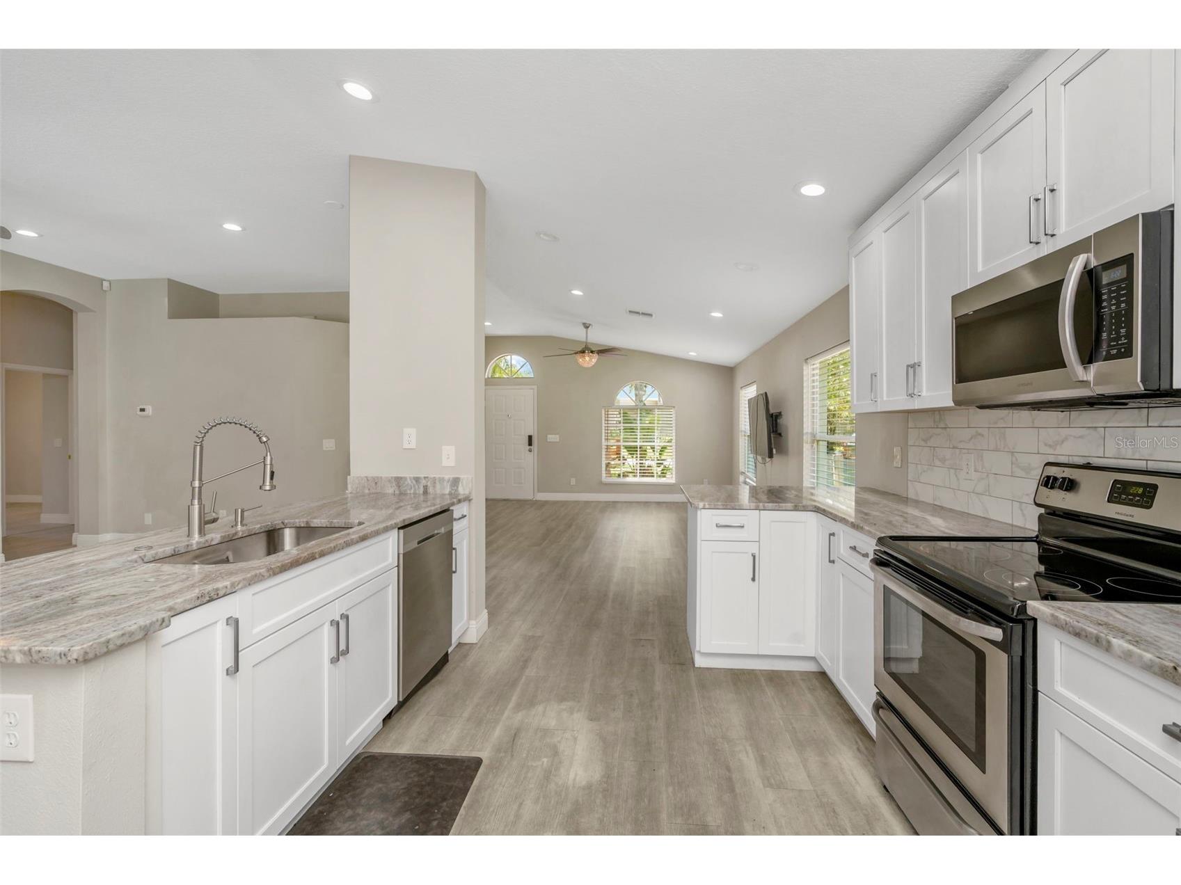 368 Tavernier Circle Oldsmar FL 34677 A4694760 image6