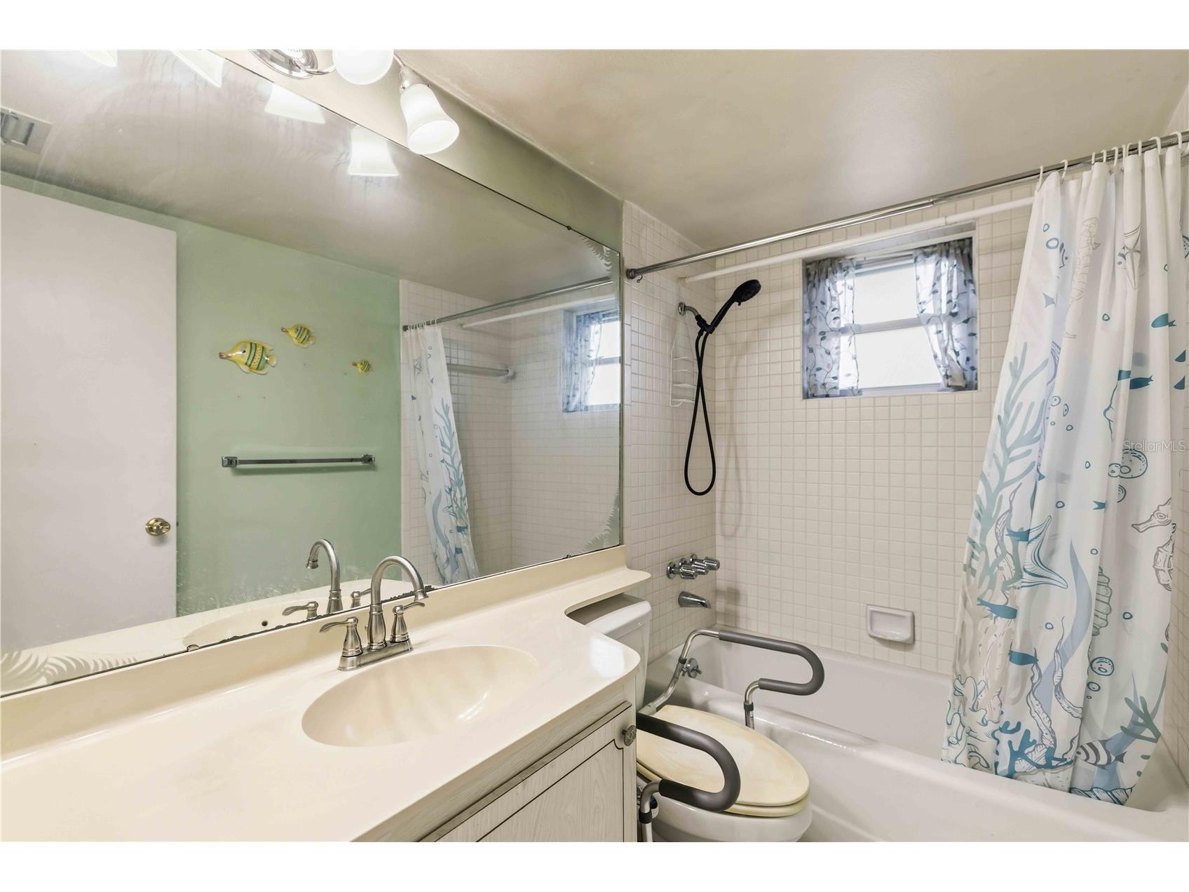 3680 Ironwood Circle #202L Bradenton FL 34209 A4689327 image15
