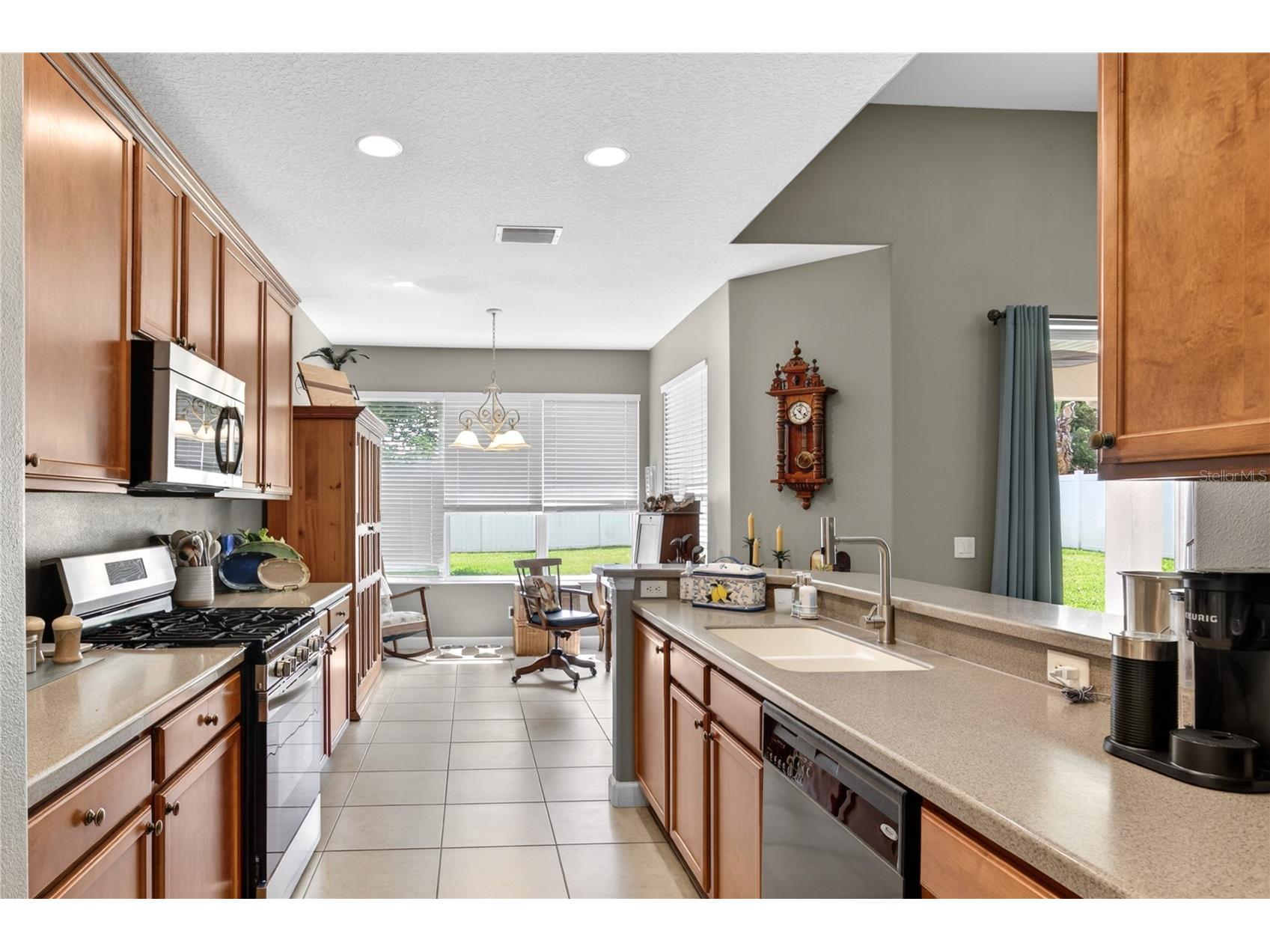 36806 Winfield Court Grand Island FL 32735 O6403002 image13