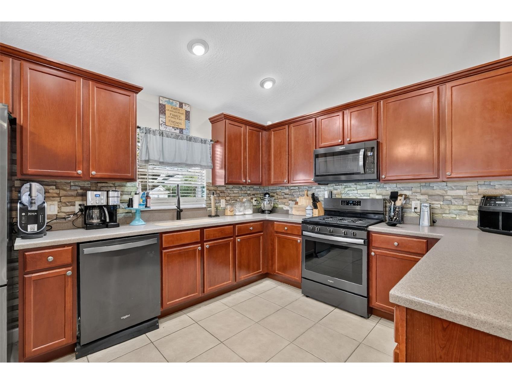 36809 Meridian Circle Grand Island FL 32735 G5114476 image14