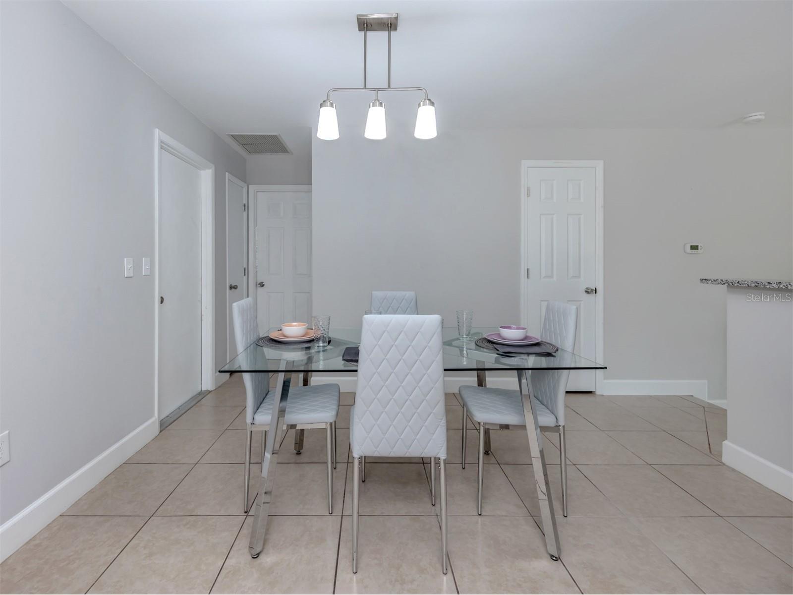 3681 Shamrock Drive Venice FL 34293 N6142172 image10