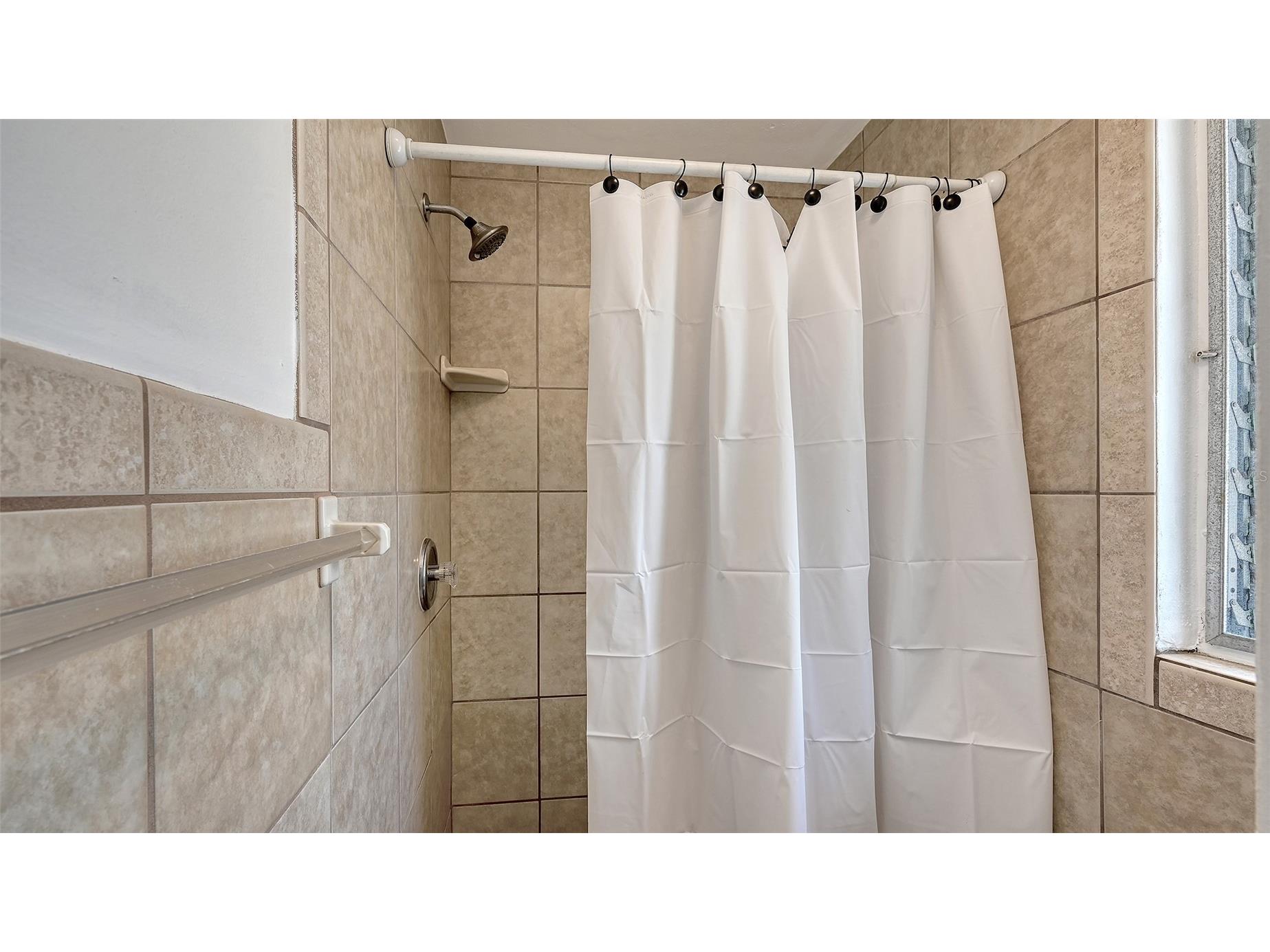 3681 Stokes Dr Drive Sarasota FL 34232 A4696293 image10