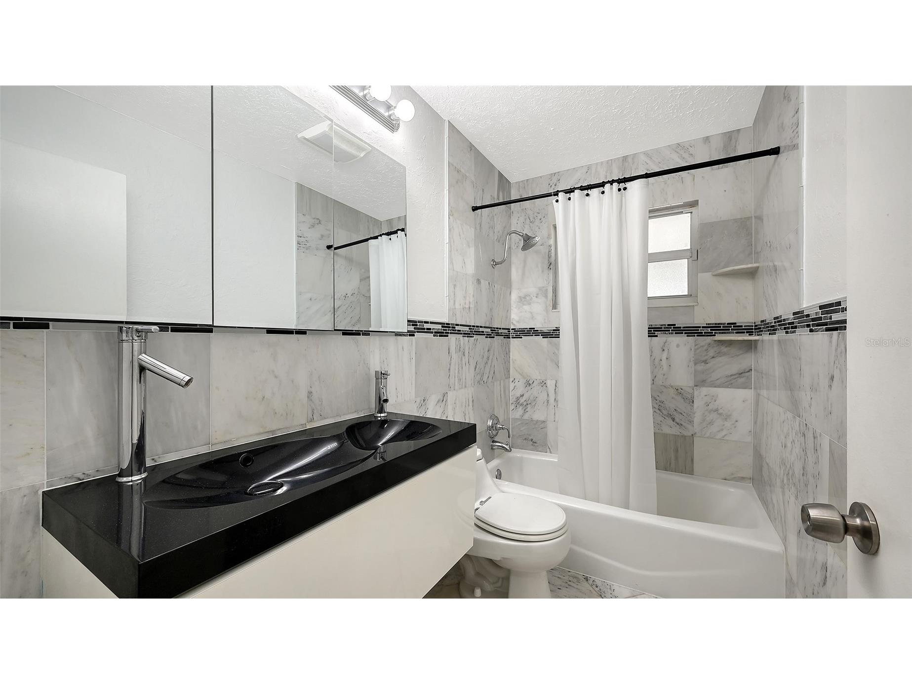 3681 Stokes Dr Drive Sarasota FL 34232 A4696293 image19