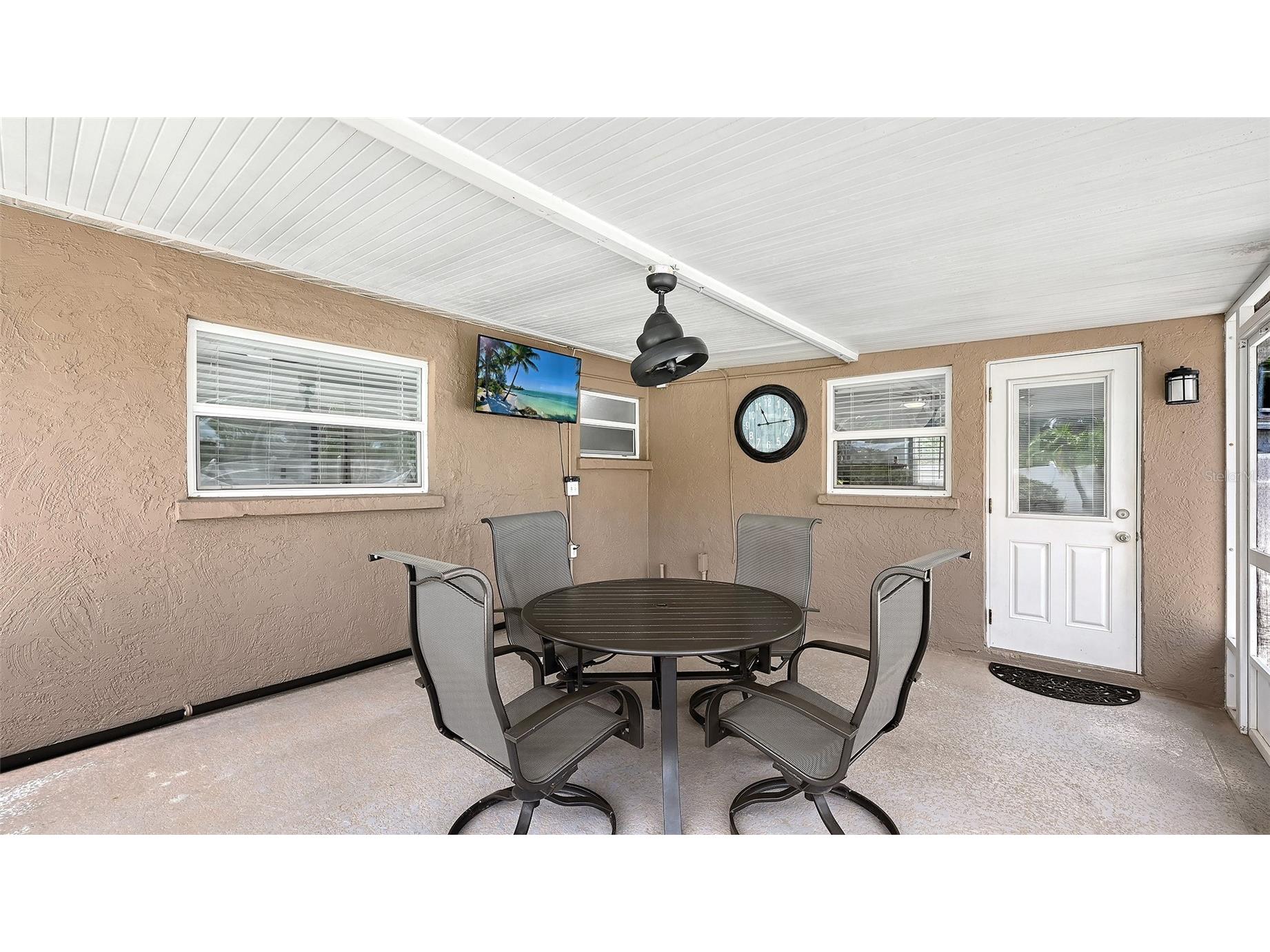 3681 Stokes Dr Drive Sarasota FL 34232 A4696293 image26