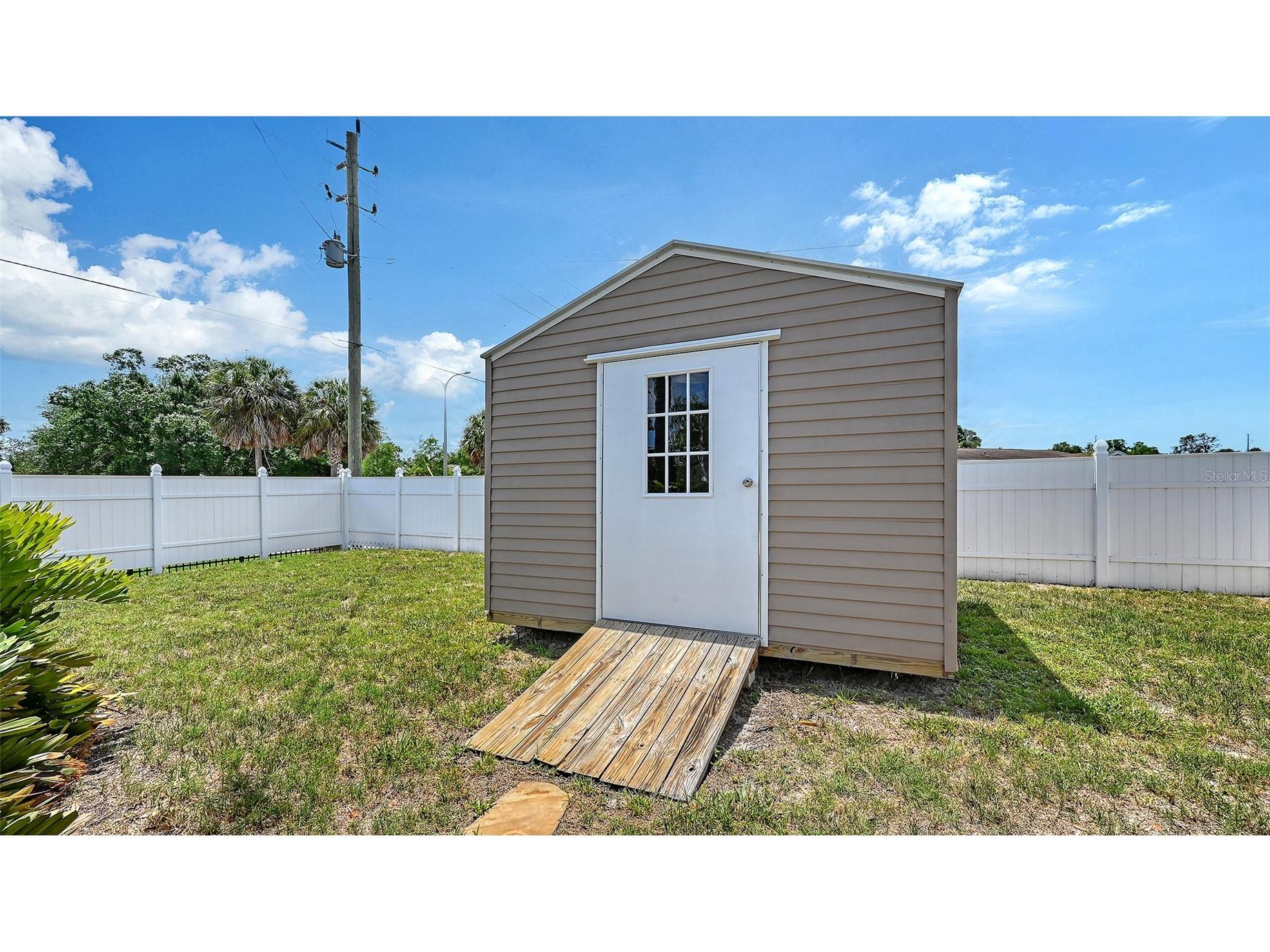3681 Stokes Dr Drive Sarasota FL 34232 A4696293 image35
