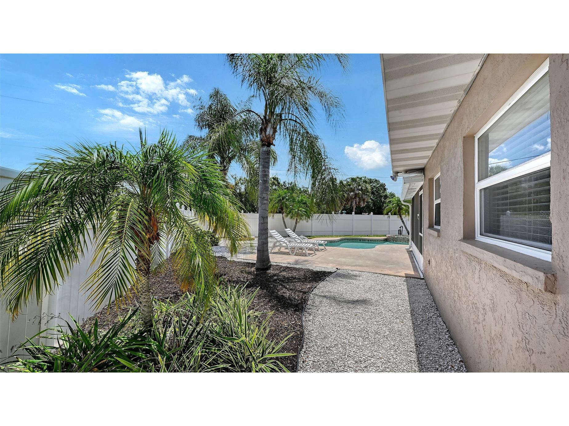 3681 Stokes Dr Drive Sarasota FL 34232 A4696293 image38