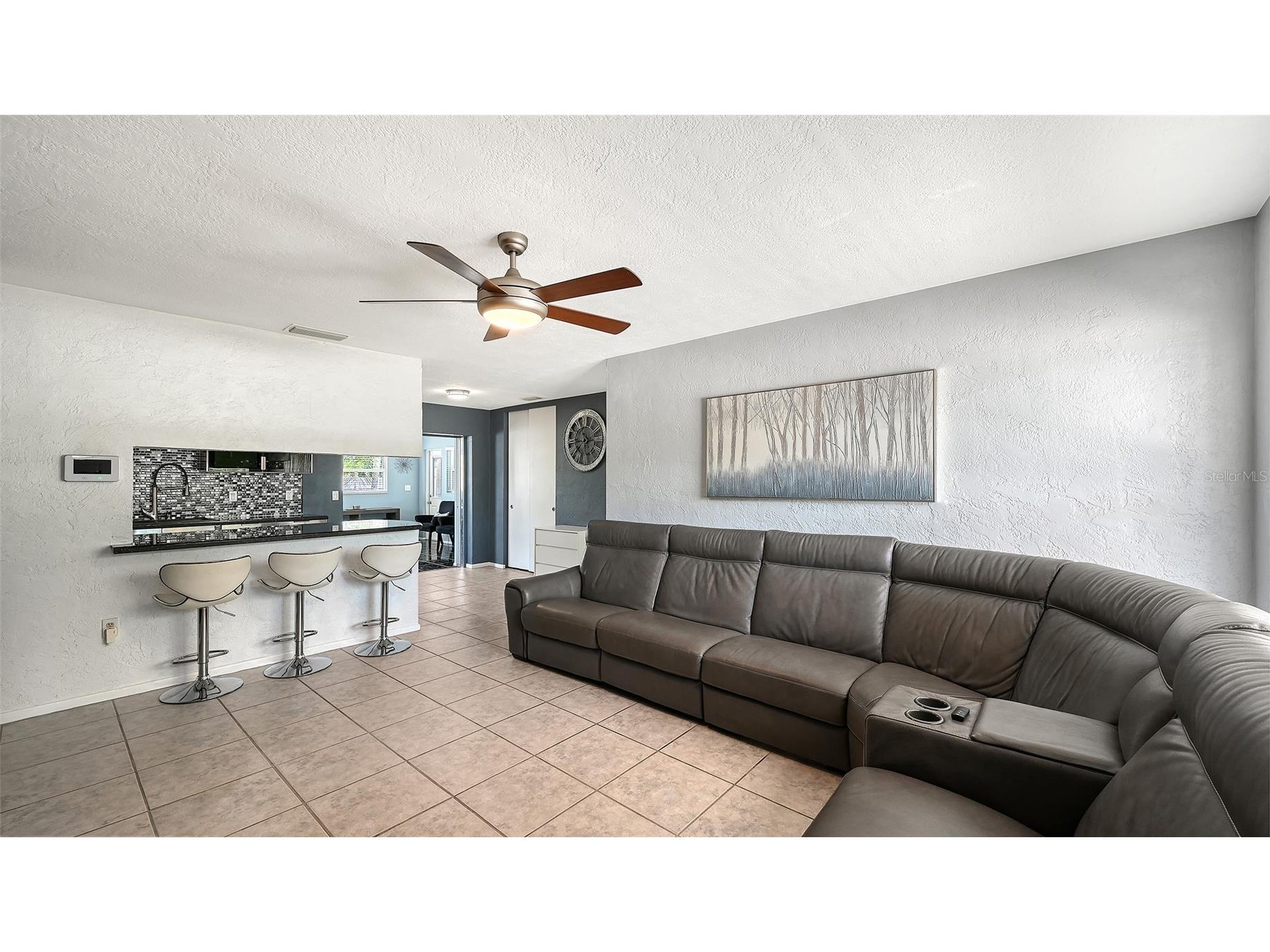 3681 Stokes Dr Drive Sarasota FL 34232 A4696293 image5