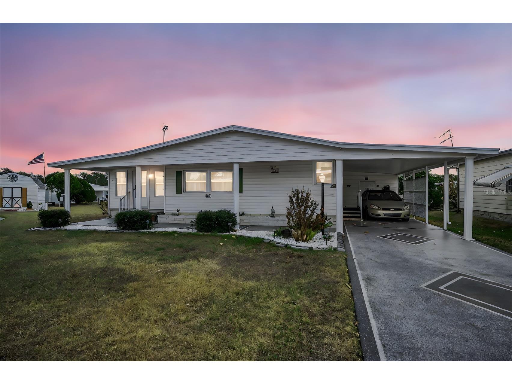 36816 Hibiscus Court Zephyrhills FL 33542 W7883221 image1