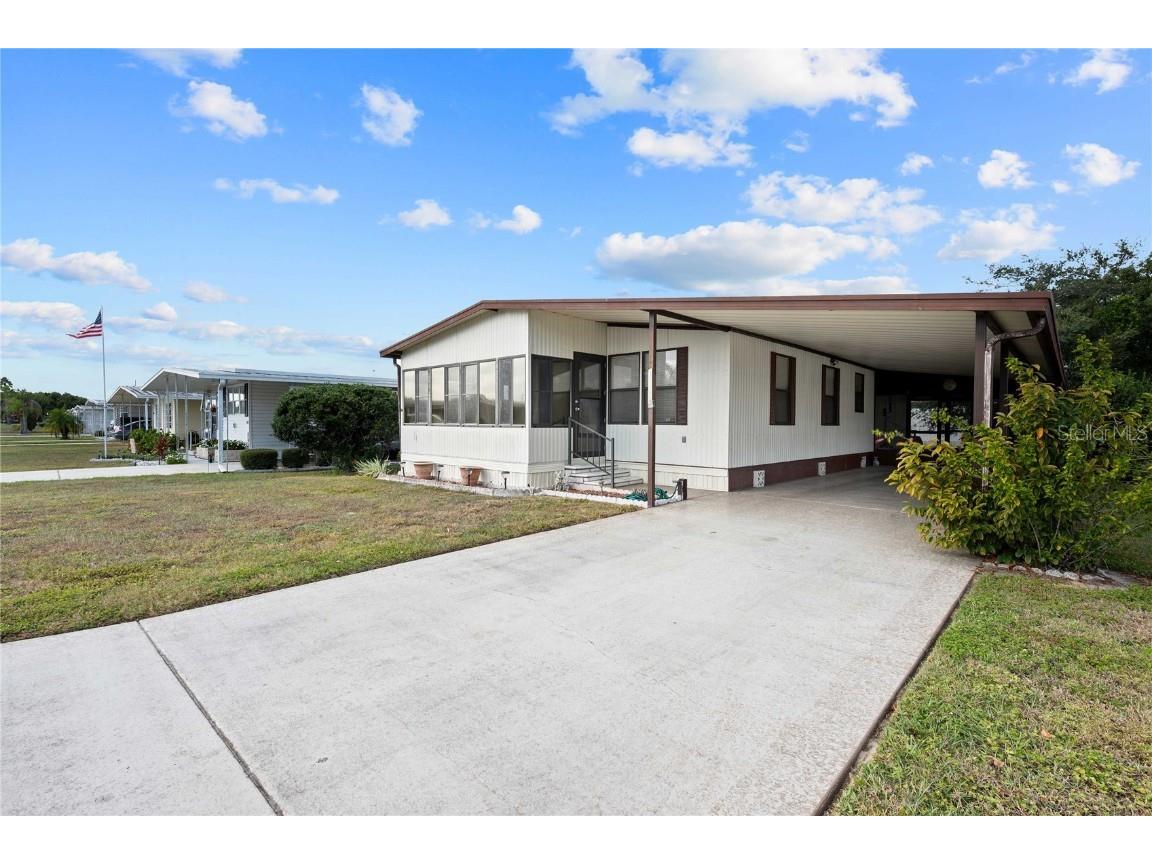 36827 Grace Avenue Zephyrhills FL 33542 TB8439352 image3