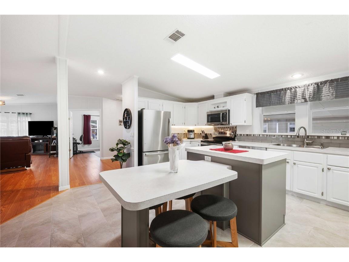 36838 Tara Avenue Zephyrhills FL 33542 TB8353181 image15