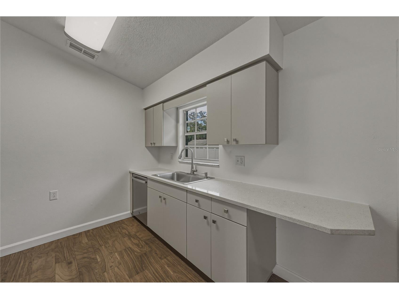 36844 Church Avenue Dade City FL 33525 TB8518652 image12