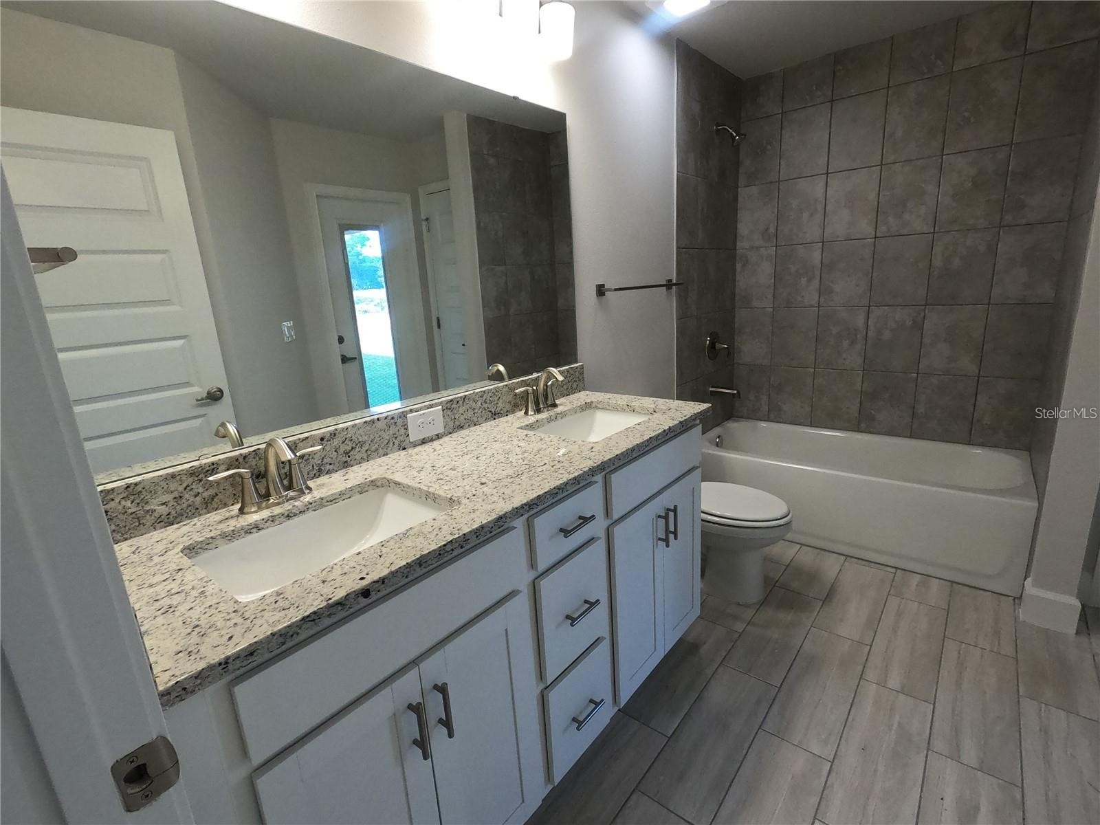 36861 Hidden View Circle Dade City FL 33523 TB8524754 image12
