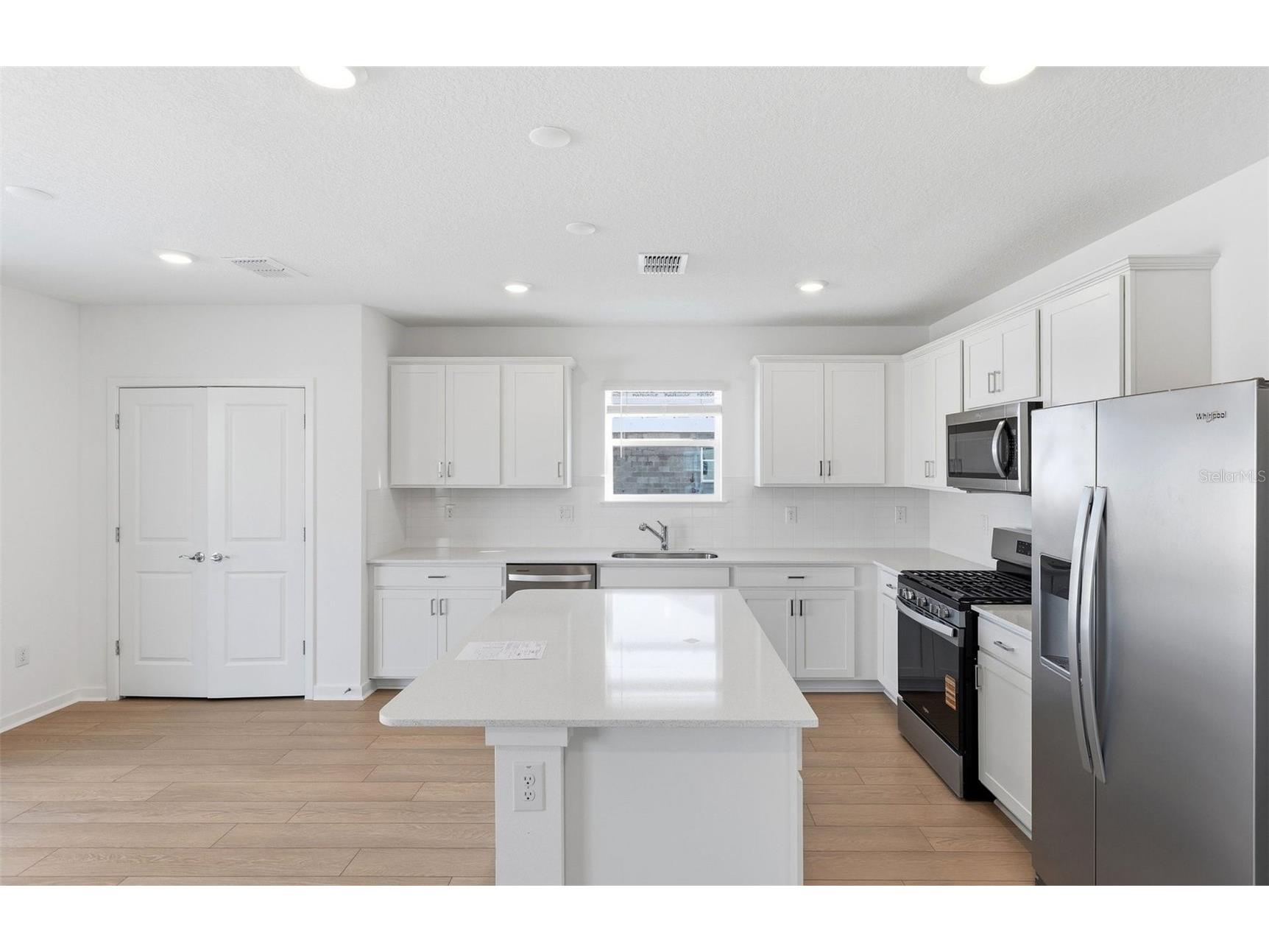 36877 Rio Grande Drive Zephyrhills FL 33540 TB8448951 image3