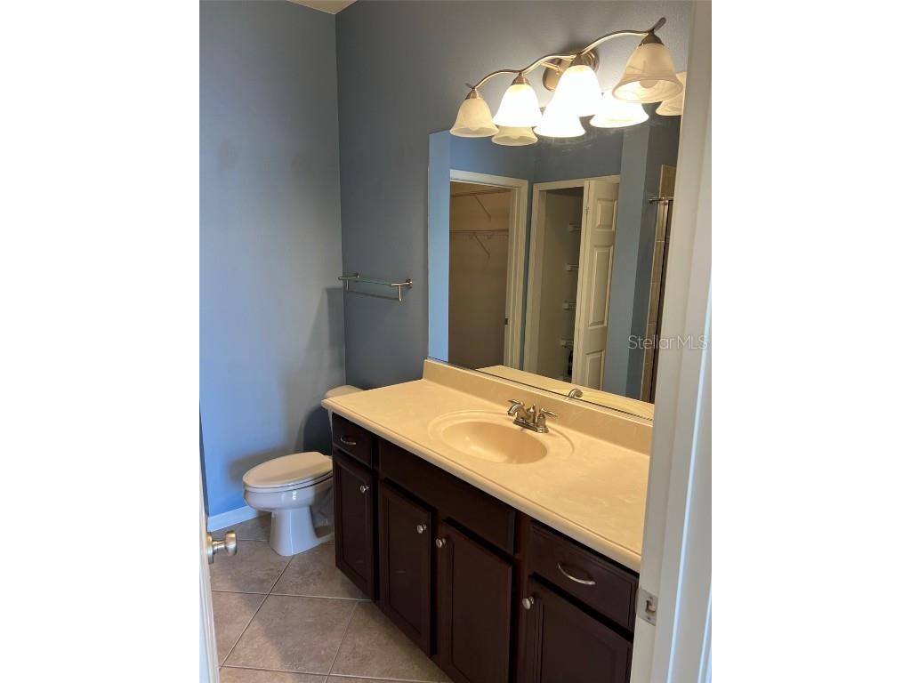 3688 Parkridge Circle #27-201 Sarasota FL 34243 A4671074 image13