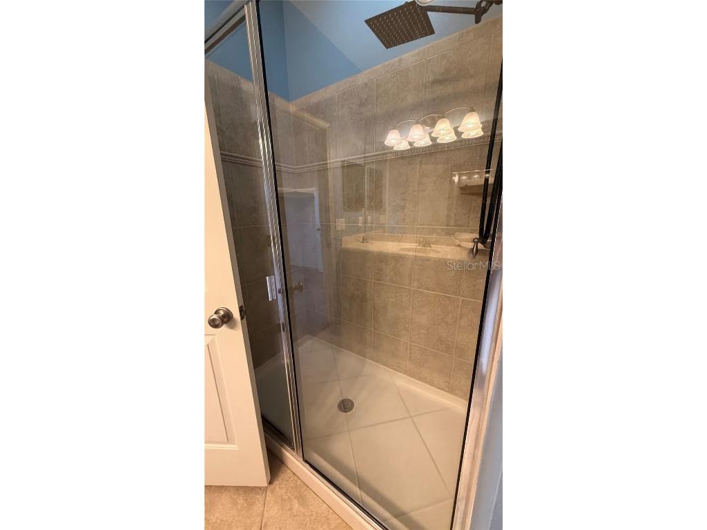 3688 Parkridge Circle #27-201 Sarasota FL 34243 A4671074 image15