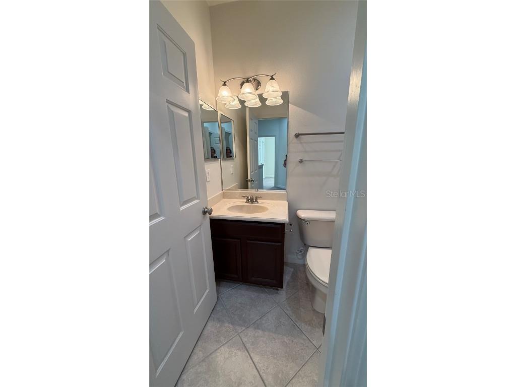 3688 Parkridge Circle #27-201 Sarasota FL 34243 A4671074 image19