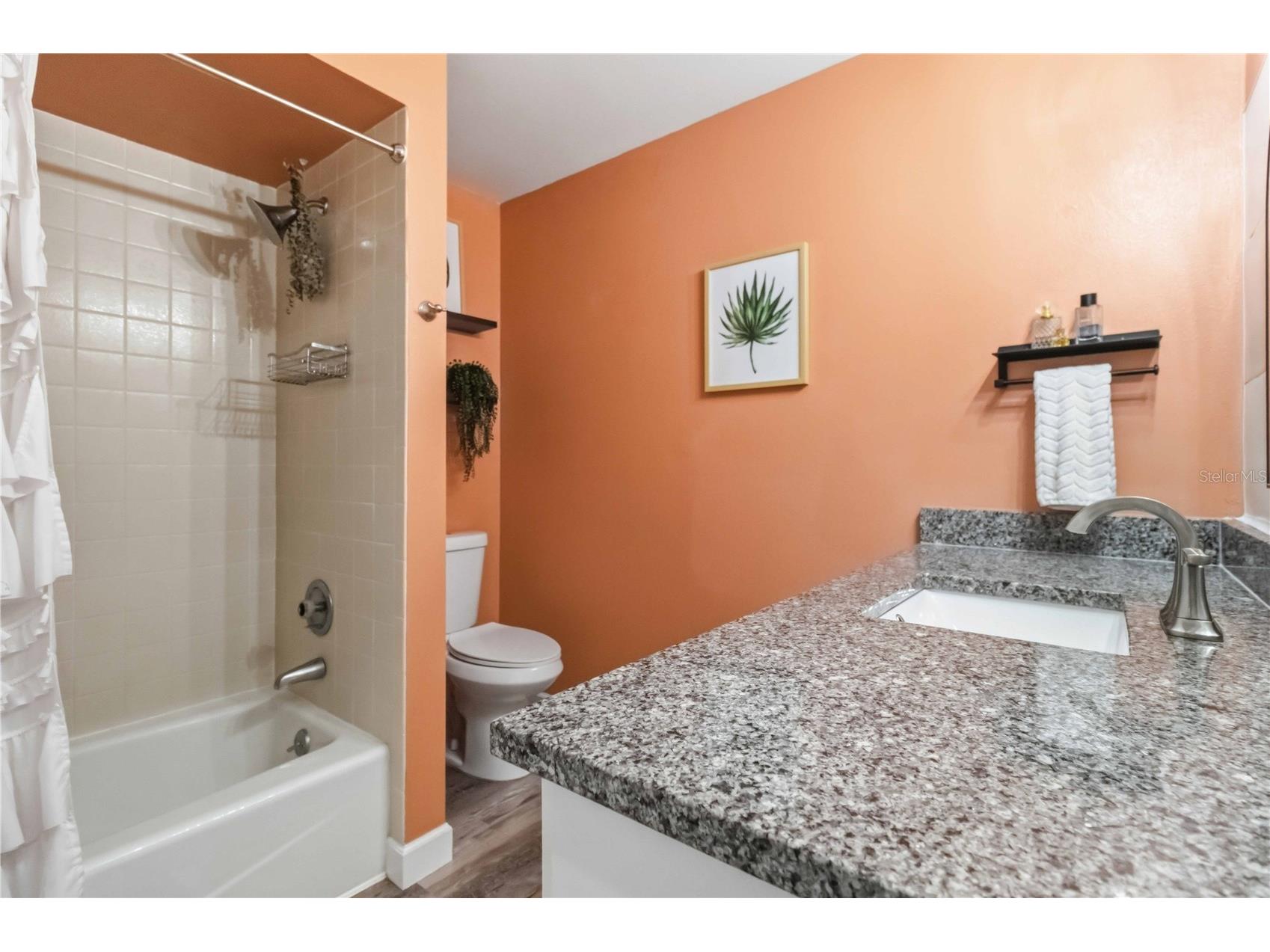 3689 Gleneagle Drive #14B Sarasota FL 34238 TB8516054 image23