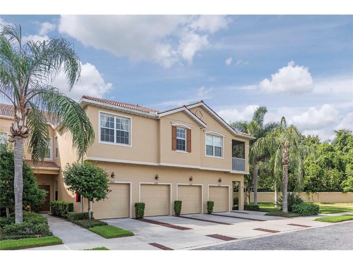 3689 Parkridge Circle #8-204 Sarasota FL 34243 A4590437 image1