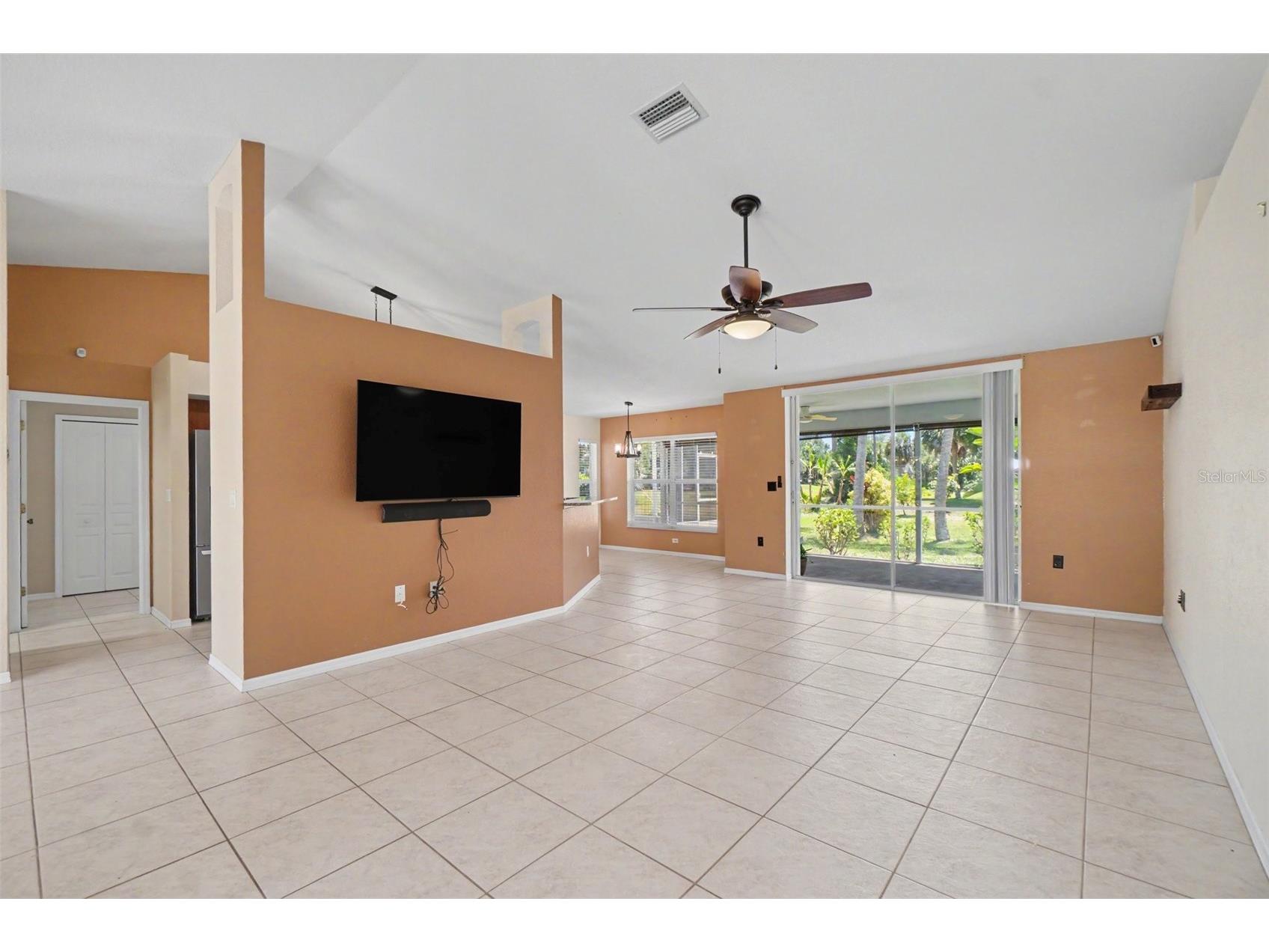 369 Salvador Dr Punta Gorda FL 33983 C7525916 image5