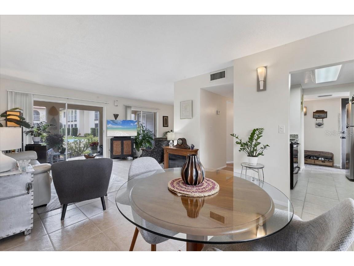 3690 Pinecrest Street #114 Sarasota FL 34232 A4650990 image10