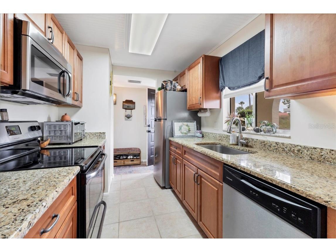 3690 Pinecrest Street #114 Sarasota FL 34232 A4650990 image11