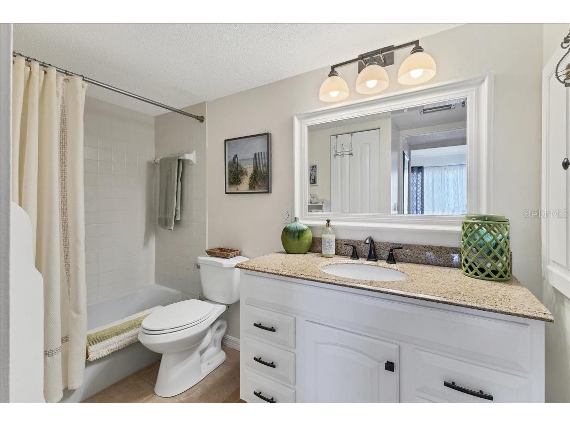 3690 Pinecrest Street #114 Sarasota FL 34232 A4650990 image15