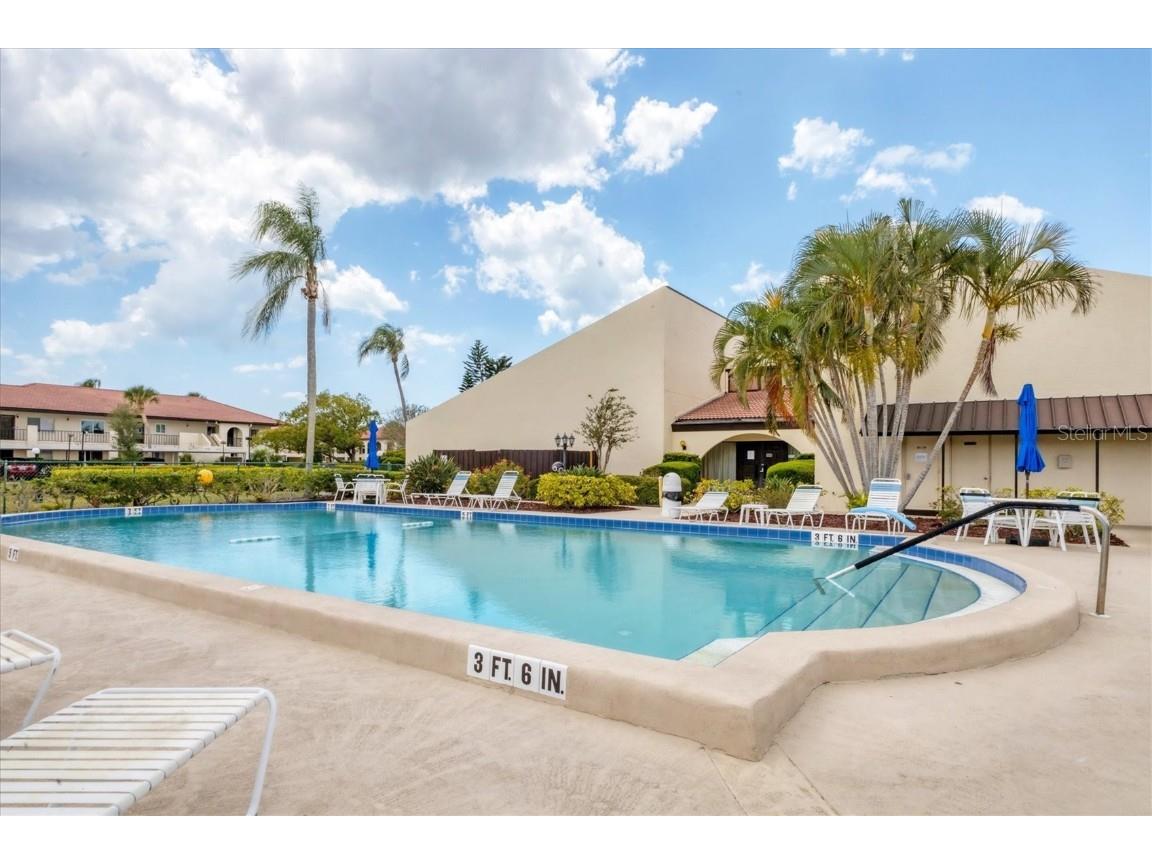 3690 Pinecrest Street #114 Sarasota FL 34232 A4650990 image32