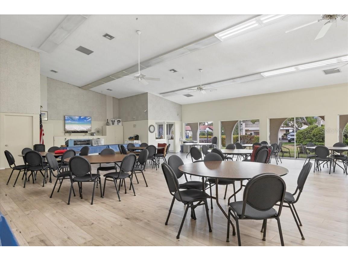 3690 Pinecrest Street #114 Sarasota FL 34232 A4650990 image41