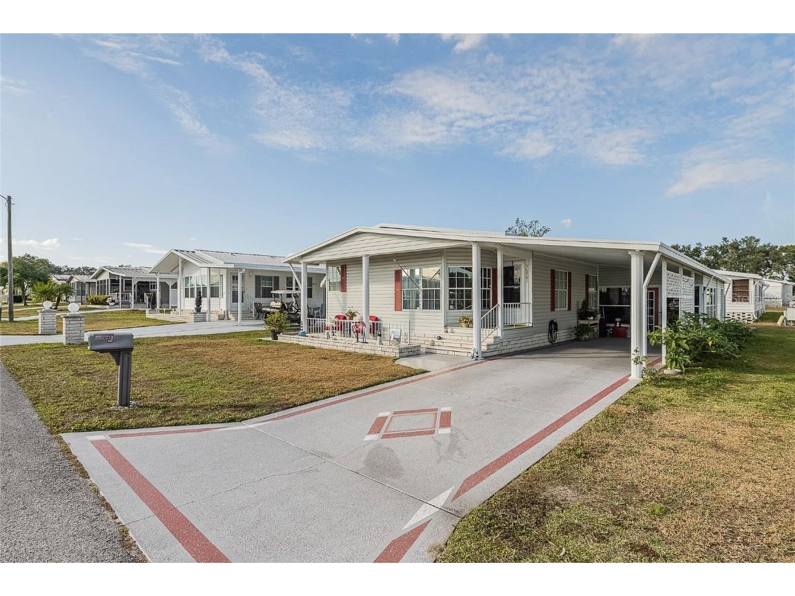 36901 Kimela Avenue Zephyrhills FL 33542 TB8461955 image1