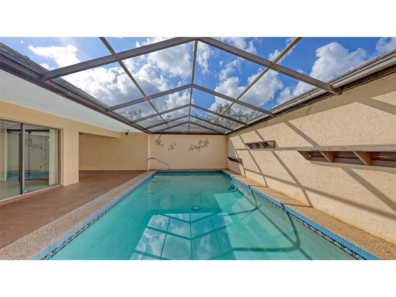 3692 Glen Oaks Manor Drive Sarasota FL 34232 A4642001 image3