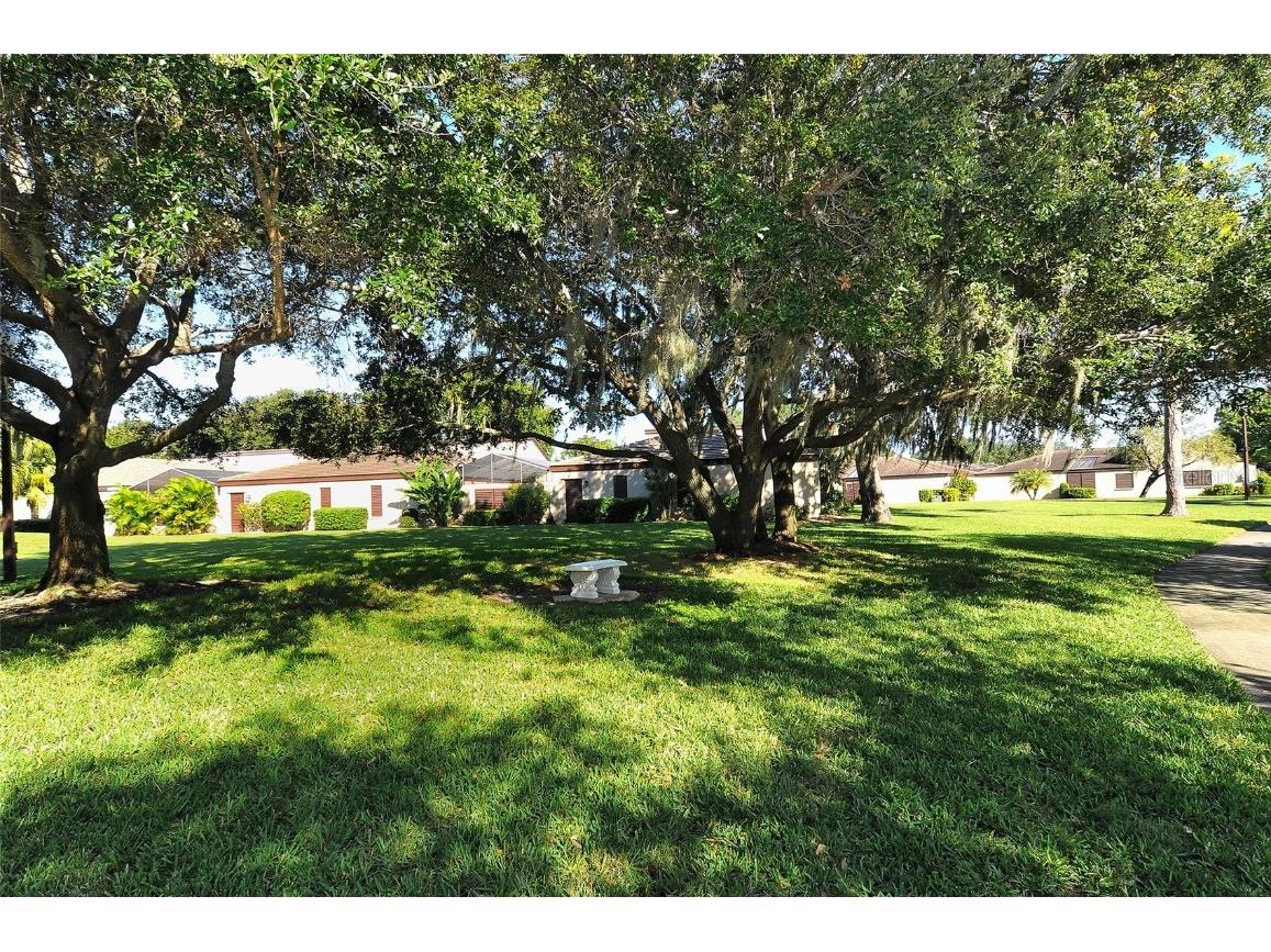 3692 Glen Oaks Manor Drive Sarasota FL 34232 A4642001 image36