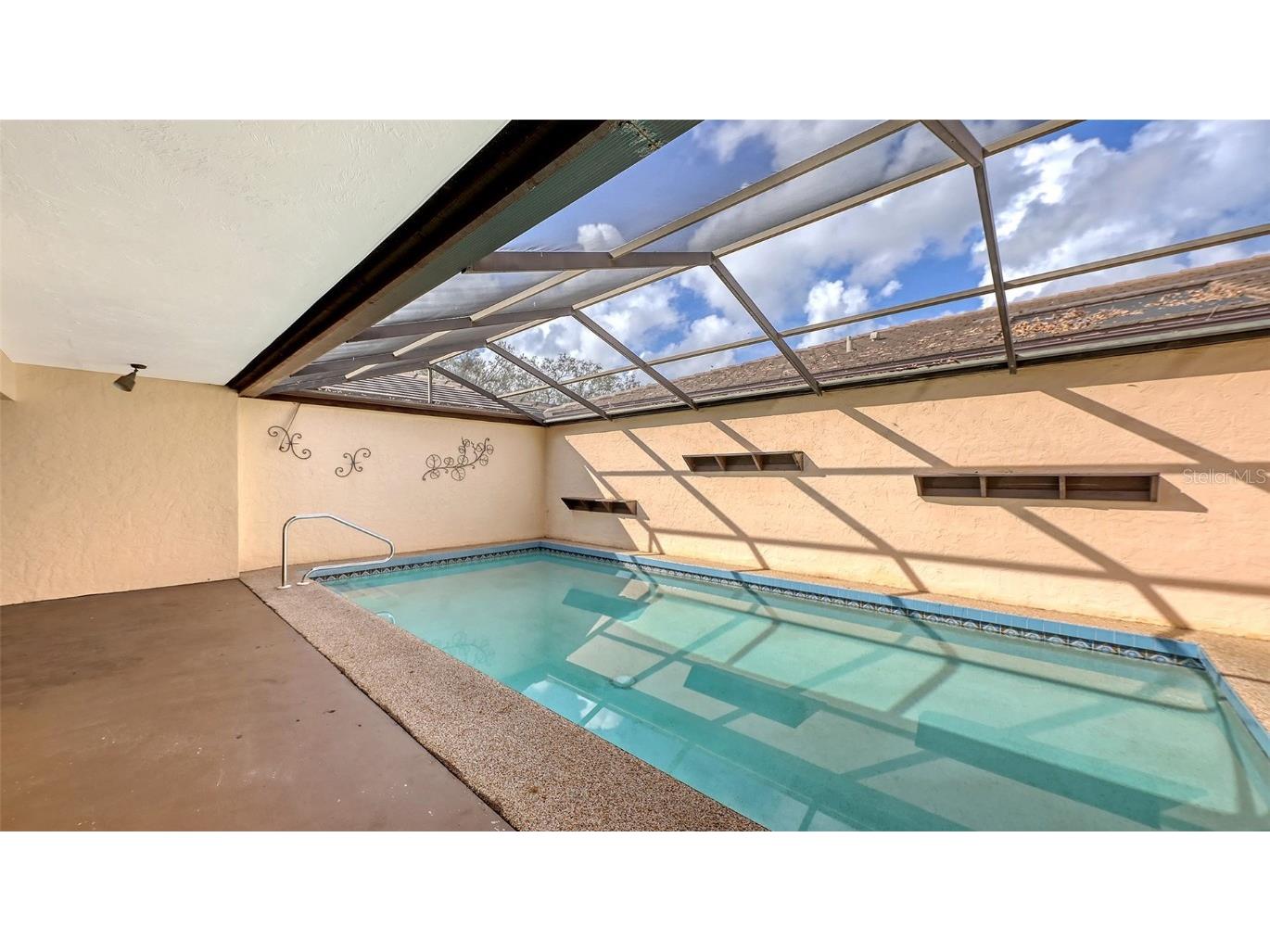 3692 Glen Oaks Manor Drive Sarasota FL 34232 A4642001 image5