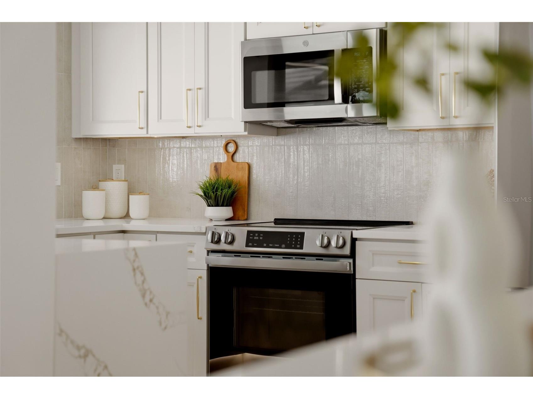 3692 Glen Oaks Manor Drive Sarasota FL 34232 TB8503831 image12