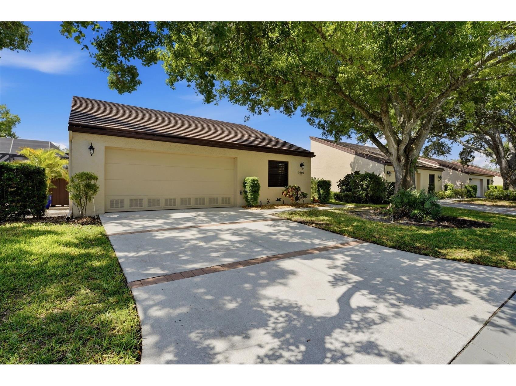 3692 Glen Oaks Manor Drive Sarasota FL 34232 TB8503831 image51