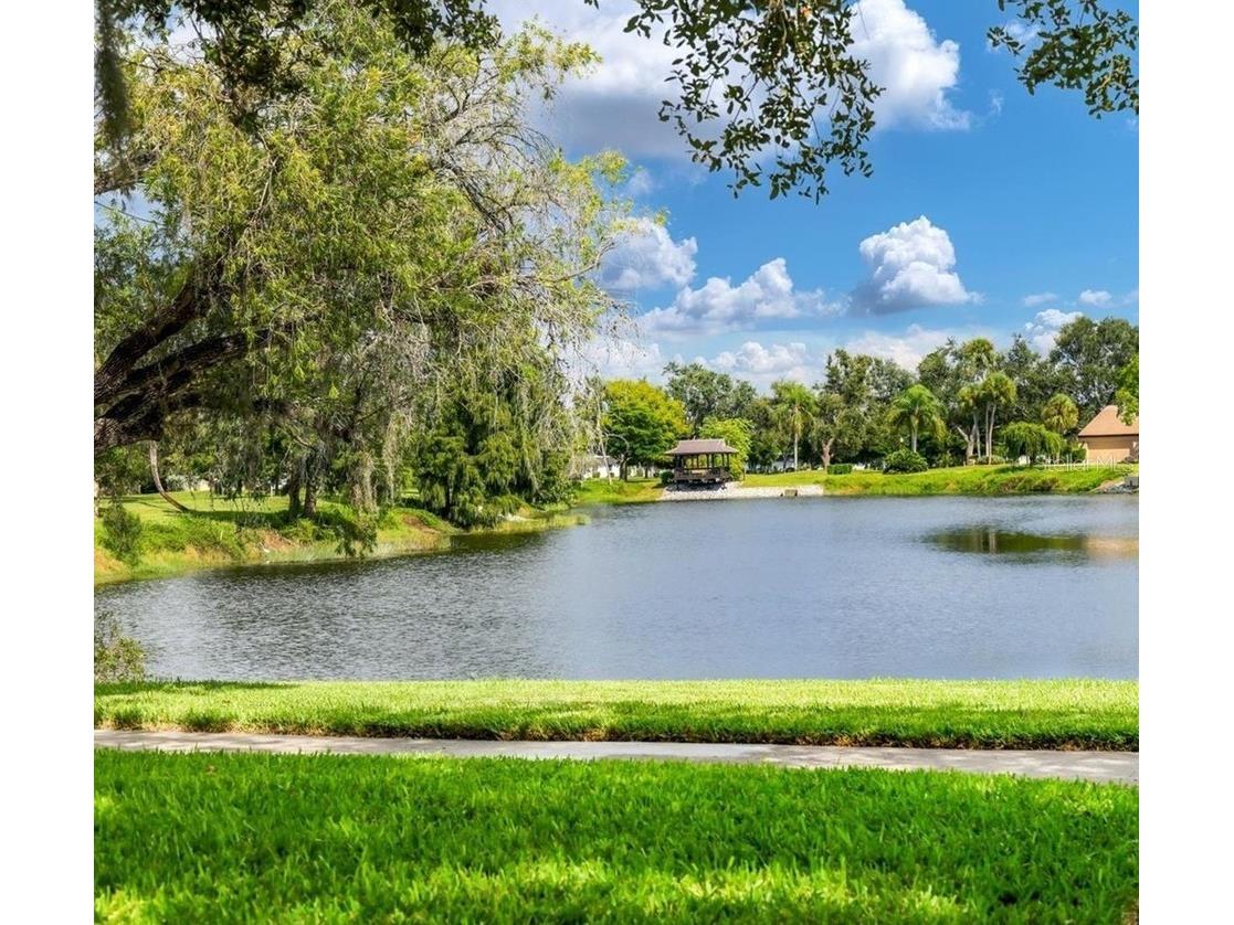 3692 Glen Oaks Manor Drive Sarasota FL 34232 TB8503831 image52