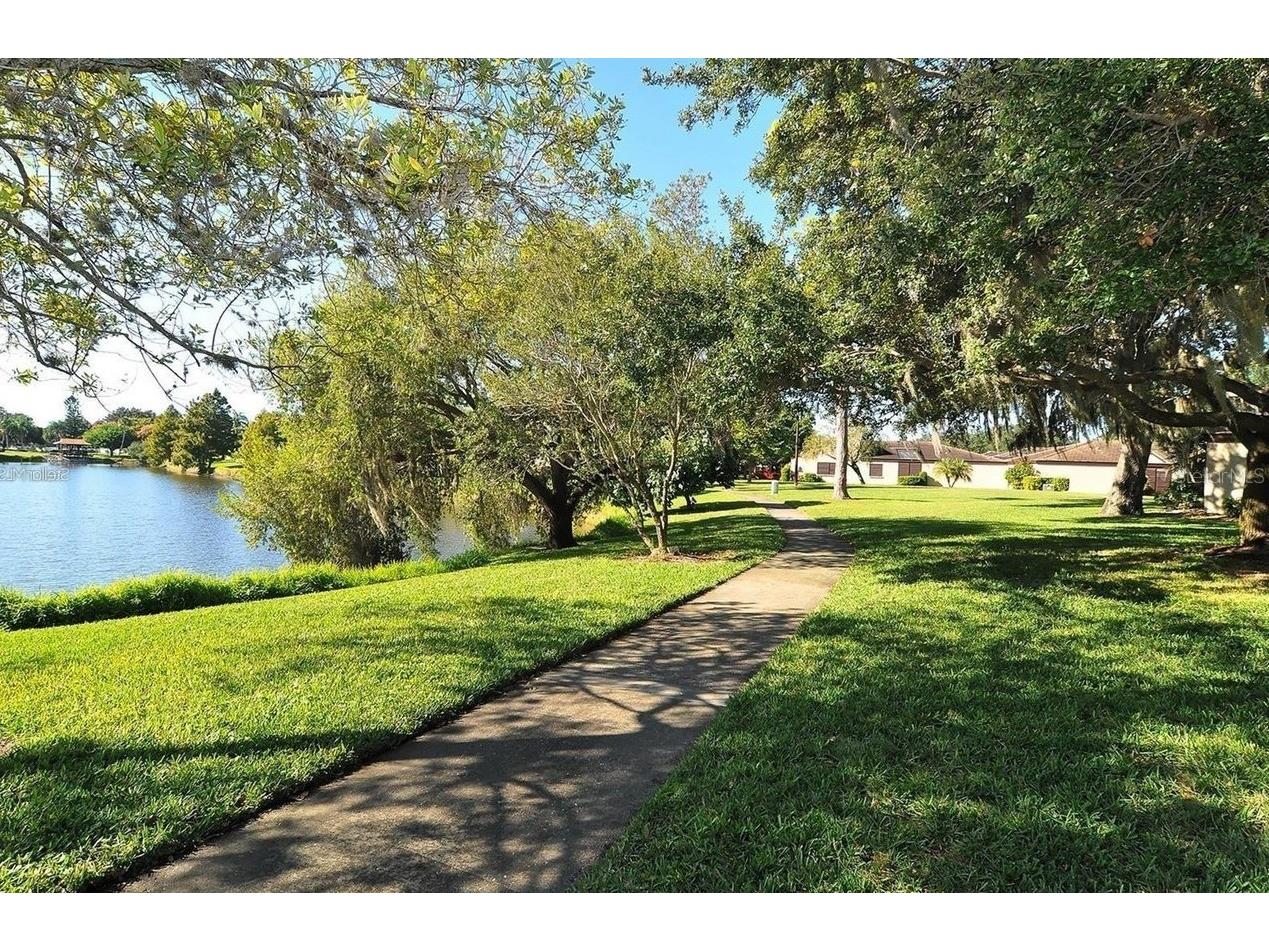 3692 Glen Oaks Manor Drive Sarasota FL 34232 TB8503831 image53
