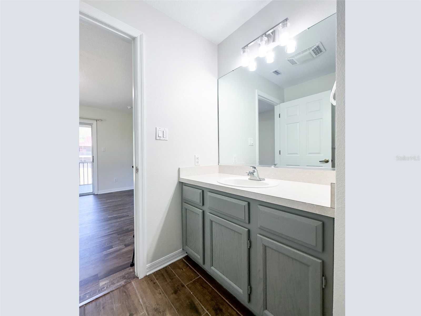 36921 Value Circle Dade City FL 33525 O6396478 image10