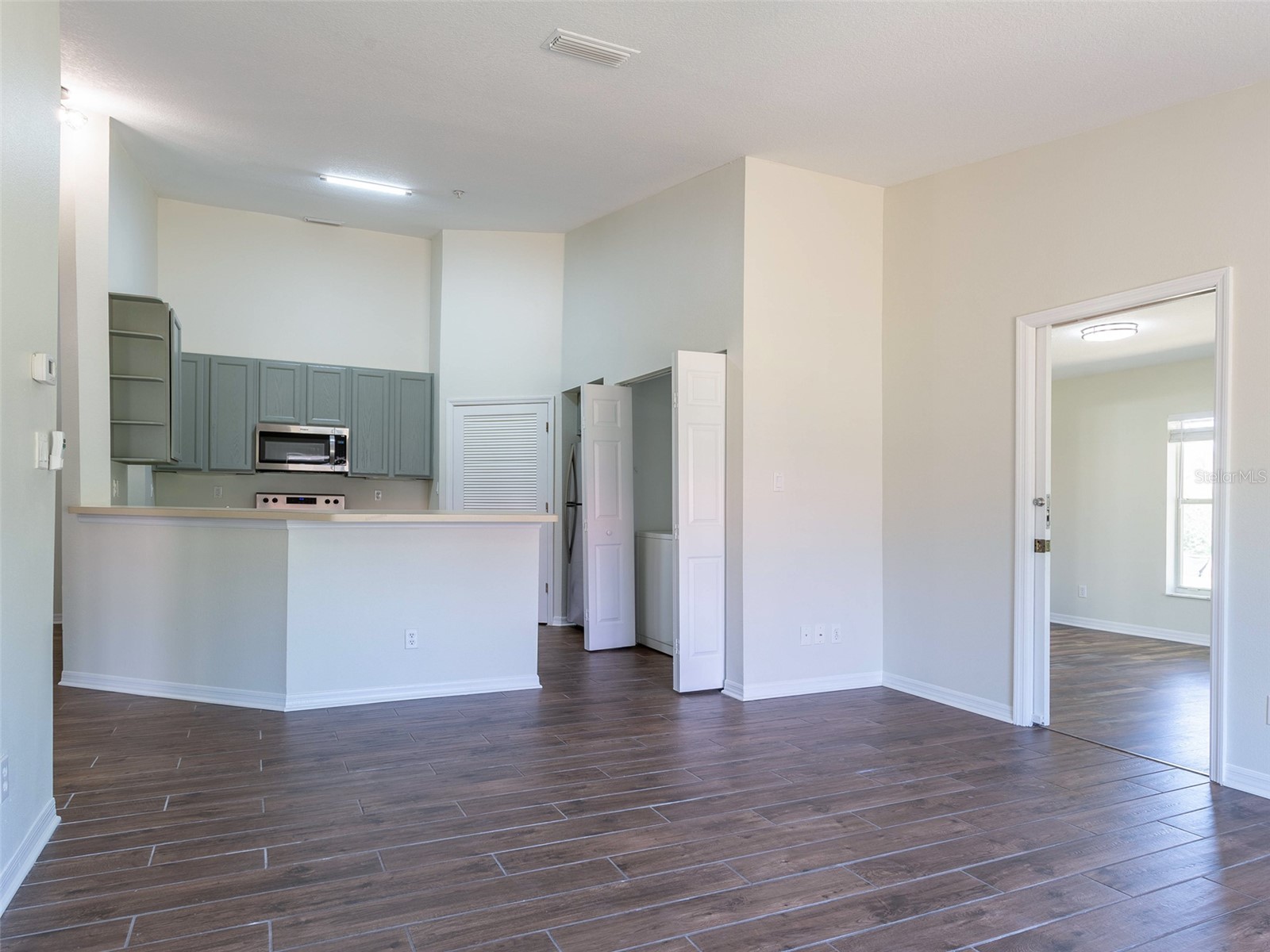 36921 Value Circle Dade City FL 33525 O6396478 image8