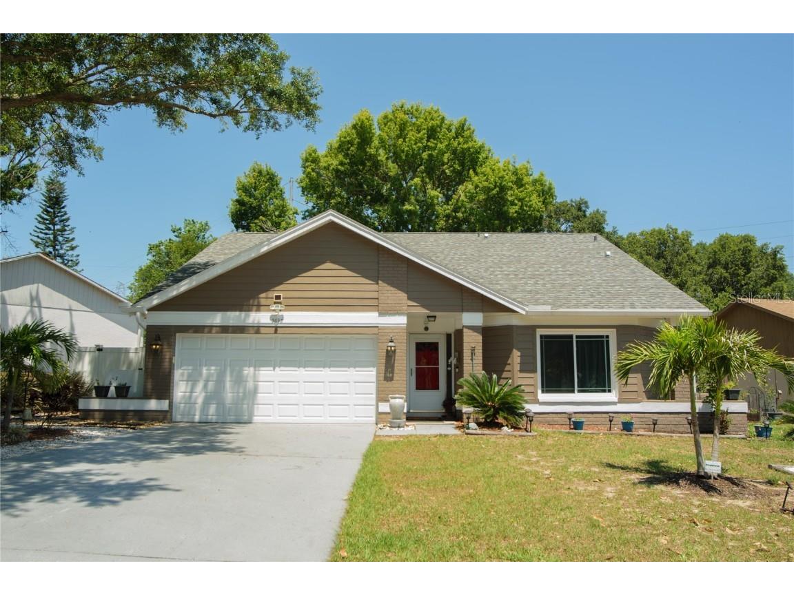 3693 Chatham Drive Palm Harbor FL 34684 U8199786 image1