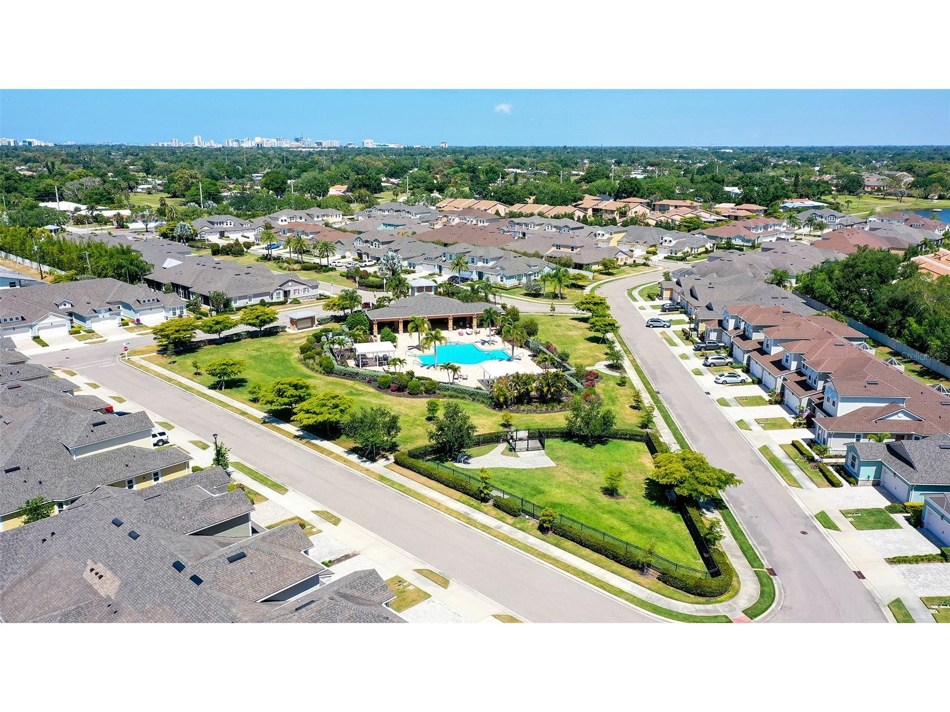 3693 Divot Lane Sarasota FL 34232 A4689299 image43