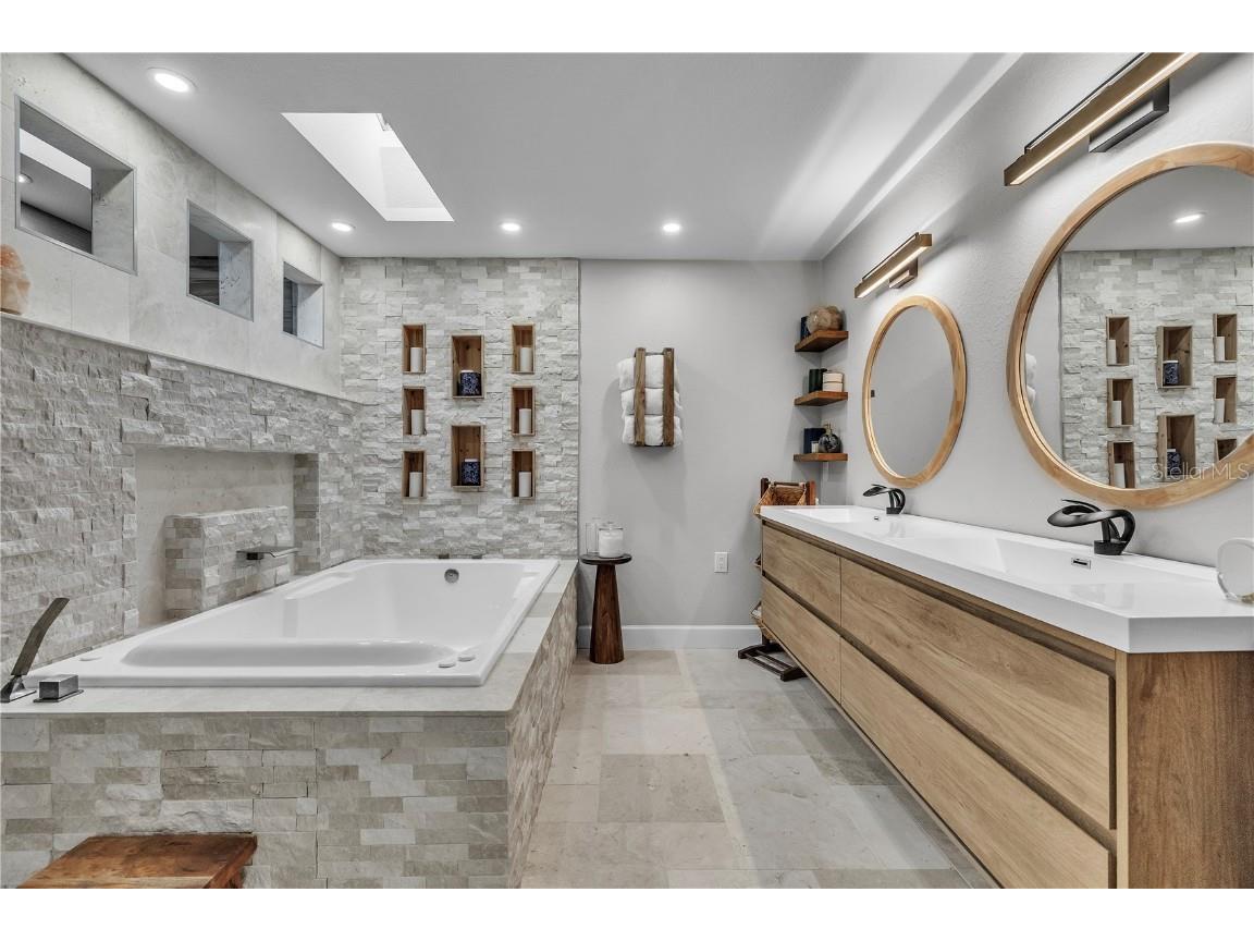 3694 Crandon Road North Port FL 34286 C7518388 image50