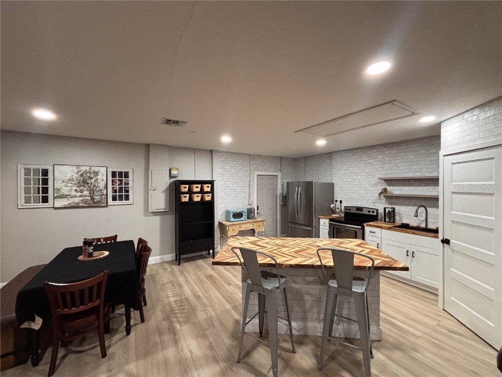 3694 Crandon Road North Port FL 34286 C7518388 image83