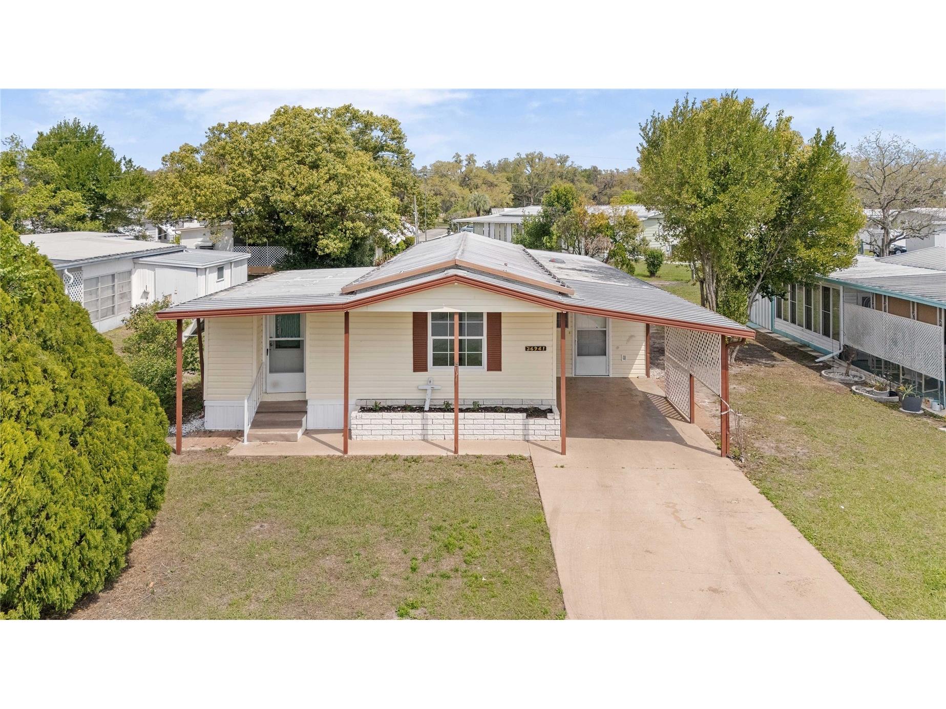 36941 Beth Ave Zephyrhills FL 33542 TB8491670 image1