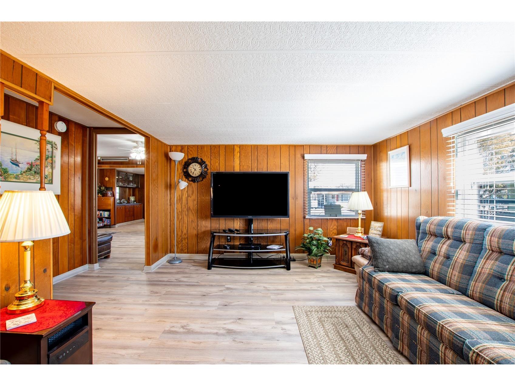 36946 Grace Avenue Zephyrhills FL 33542 TB8474088 image9