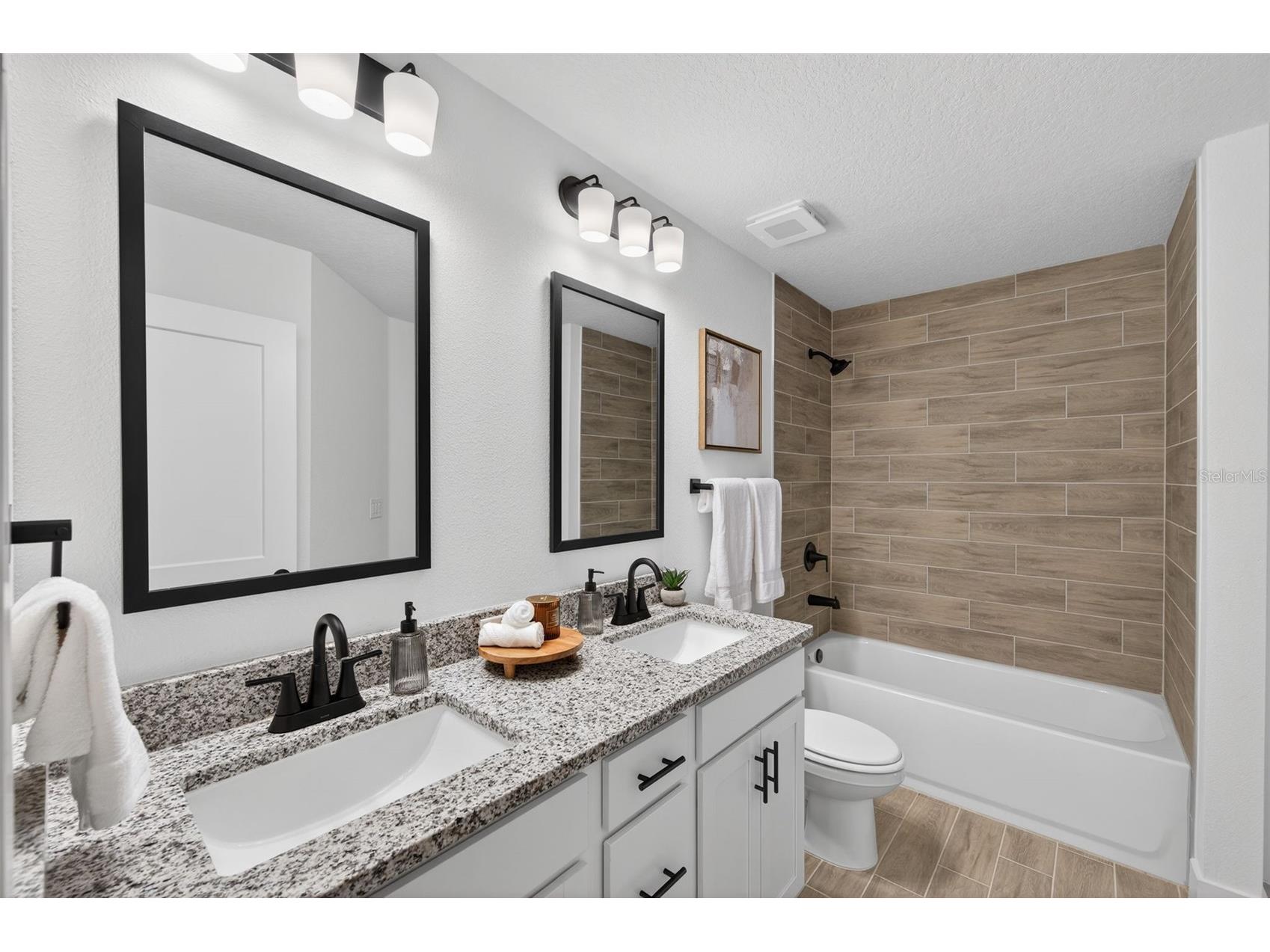 36946 Hidden View Dade City FL 33523 TB8426245 image28